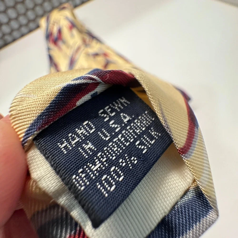 Vintage Lands End Tie Floral Abstract 100% Silk USA Made Hand Sewn Old Money‎